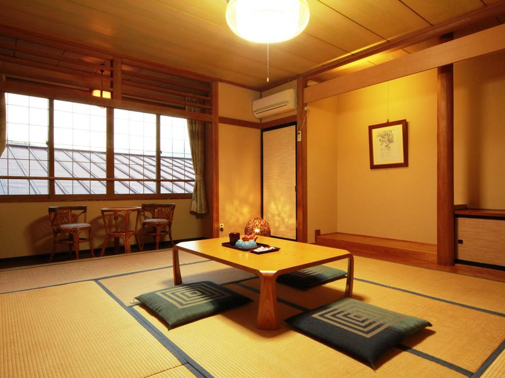 Hotel Honkan Gentaroya Nozawaonsen Pokoj fotografie