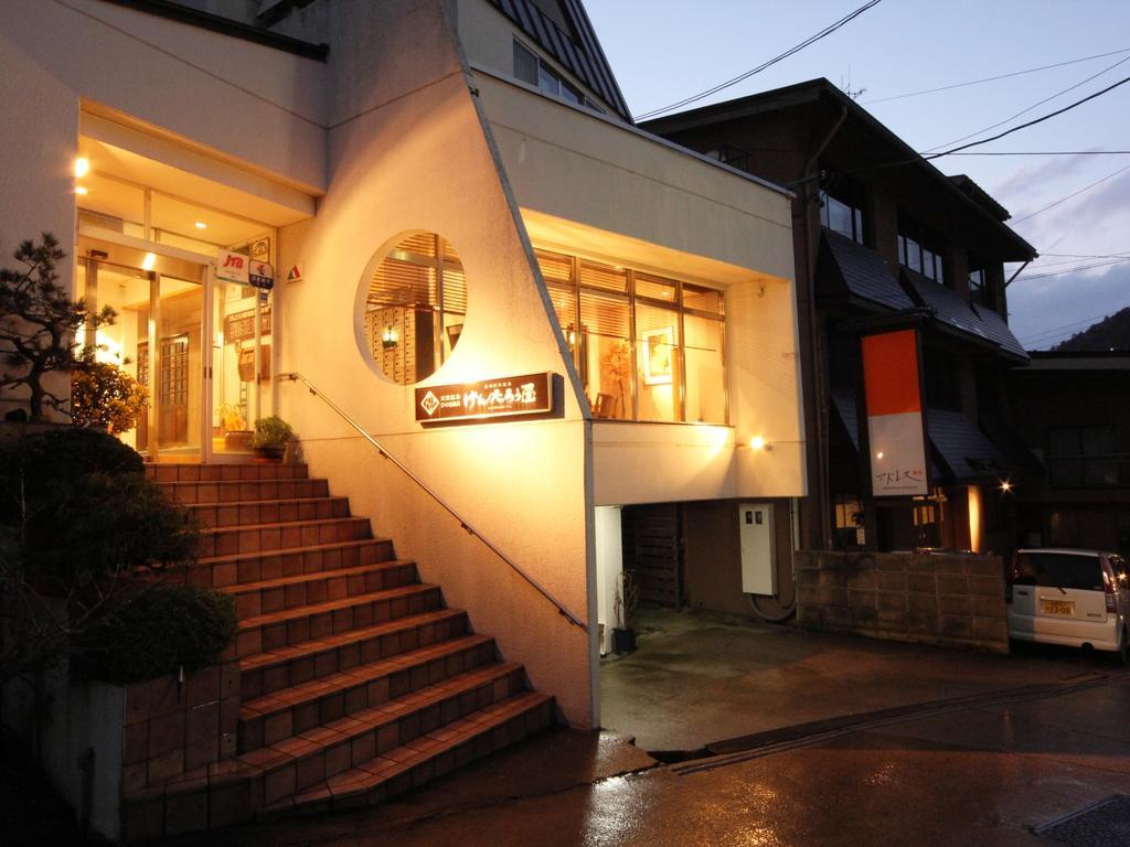 Hotel Honkan Gentaroya Nozawaonsen Exteriér fotografie